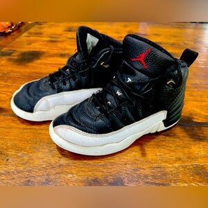 Jordan 12 Boys 2Y Size 2